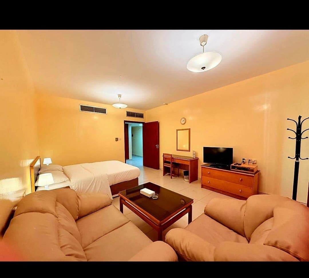 Al Buhairah hotel apartments - photo 2